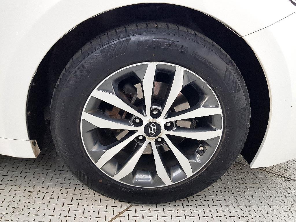 HYUNDAI Grandeur 2012 Blanco - Importación desde Corea - HF Imports Iquique - Foto 20