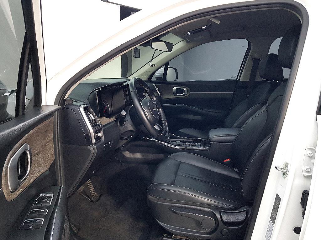 KIA Sorento - Vista 8