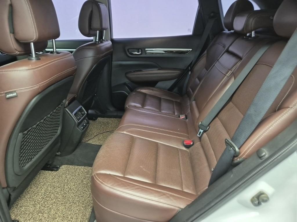 SAMSUNG QM6 2017 Blanco - Importación desde Corea - HF Imports Iquique - Foto 13