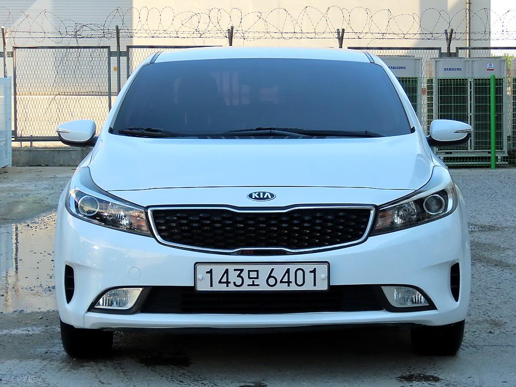 KIA K3 2017 Blanco - Importación desde Corea - HF Imports Iquique - Foto 1