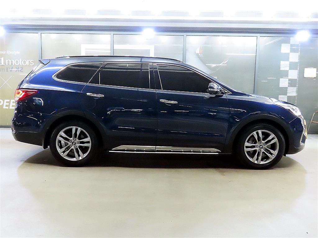 HYUNDAI Maxcruz - Vista 3
