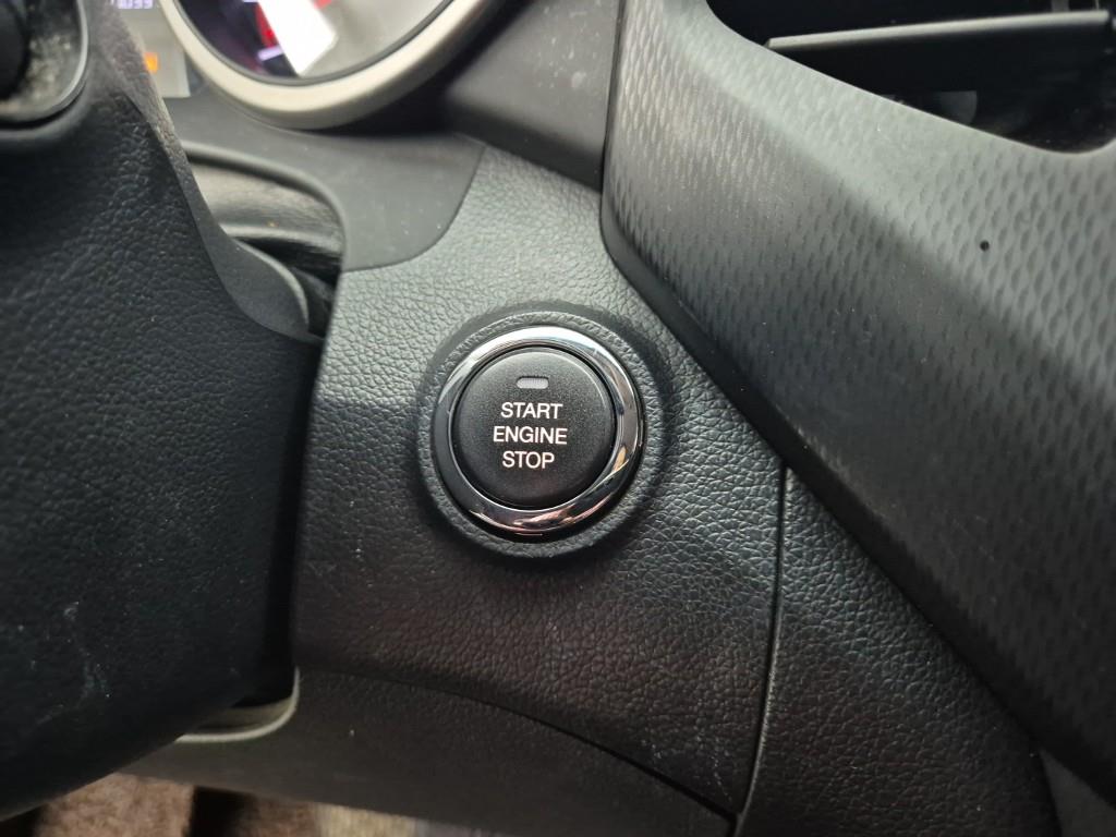 Ssangyong Tivoli 2018 Blanco - Importación desde Corea - HF Imports Iquique - Foto 18