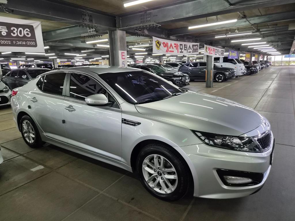 KIA K5 - Vista 4