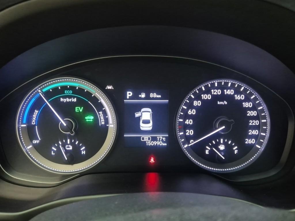 HYUNDAI Grandeur - Vista 6