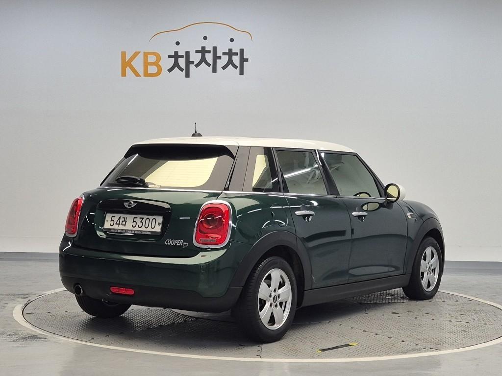 Mini Cooper - Vista 3