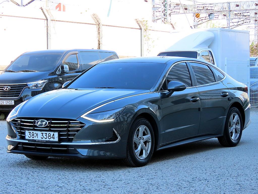 HYUNDAI Sonata - Vista 2