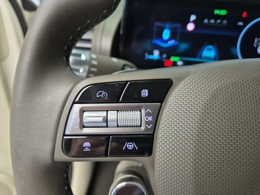 HYUNDAI Casper - Vista 9