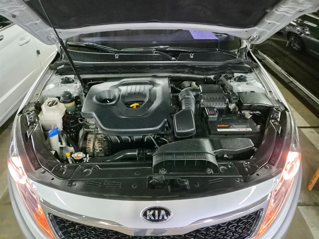 KIA K5 2013 Gris - Importación desde Corea - HF Imports Iquique - Foto 17