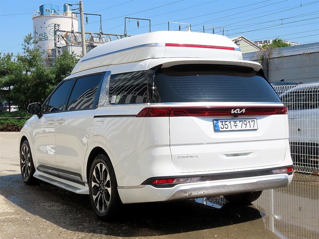 KIA Carnival - Vista 3