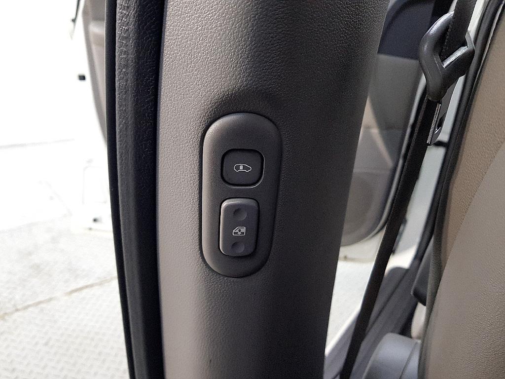 KIA Carnival 2014 Blanco - Importación desde Corea - HF Imports Iquique - Foto 16