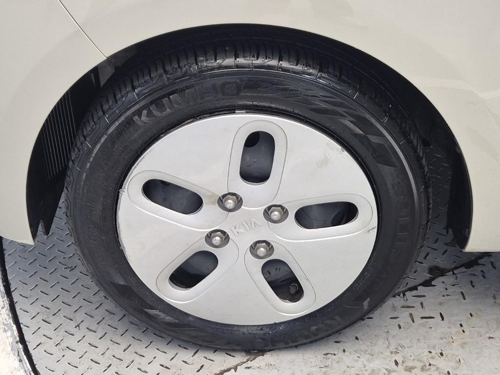 KIA Ray 2018 Blanco - Importación desde Corea - HF Imports Iquique - Foto 17