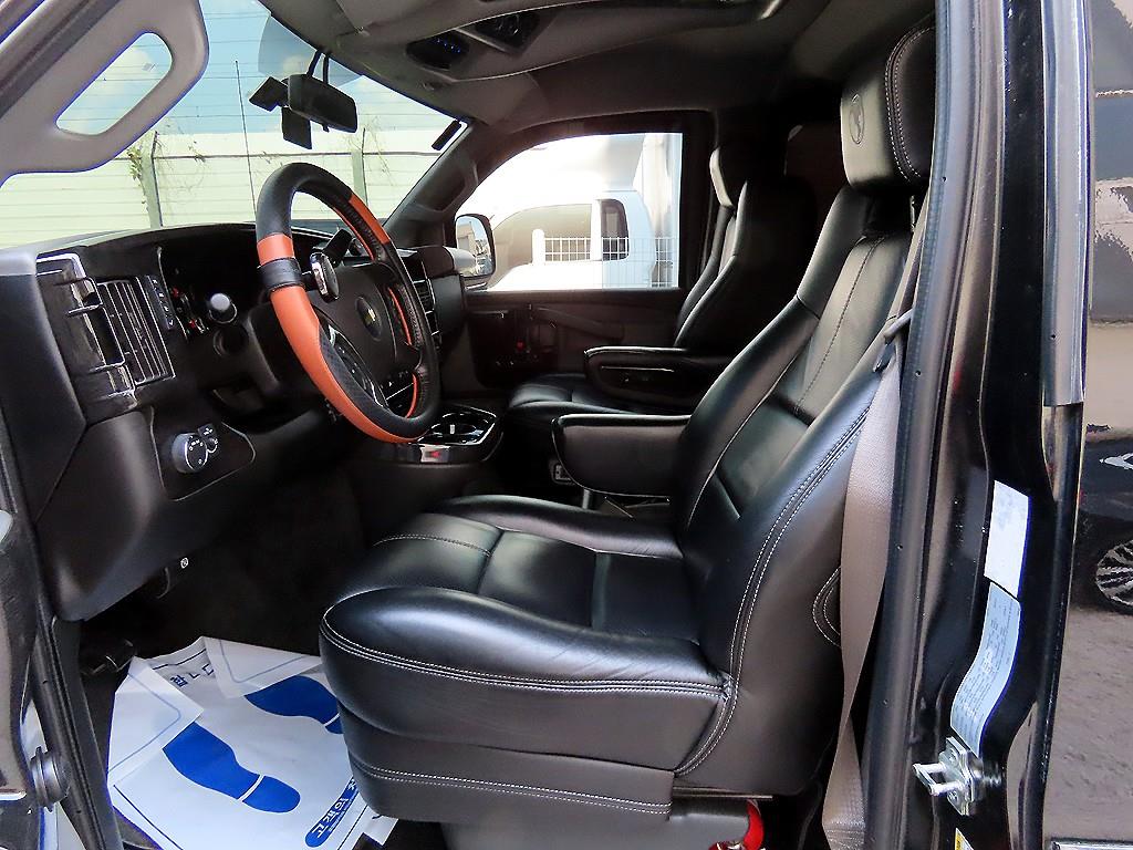 Chevrolet Express van - Vista 5