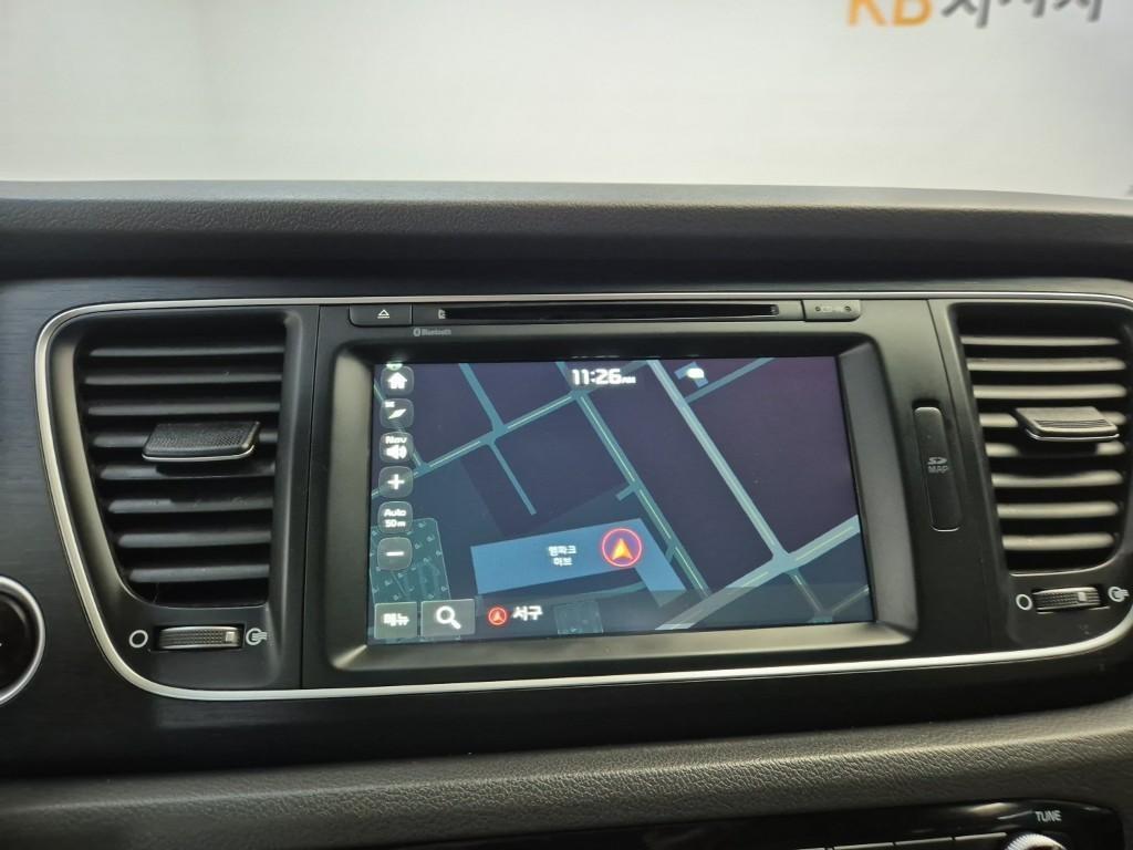KIA Carnival 2015 Blanco - Importación desde Corea - HF Imports Iquique - Foto 13