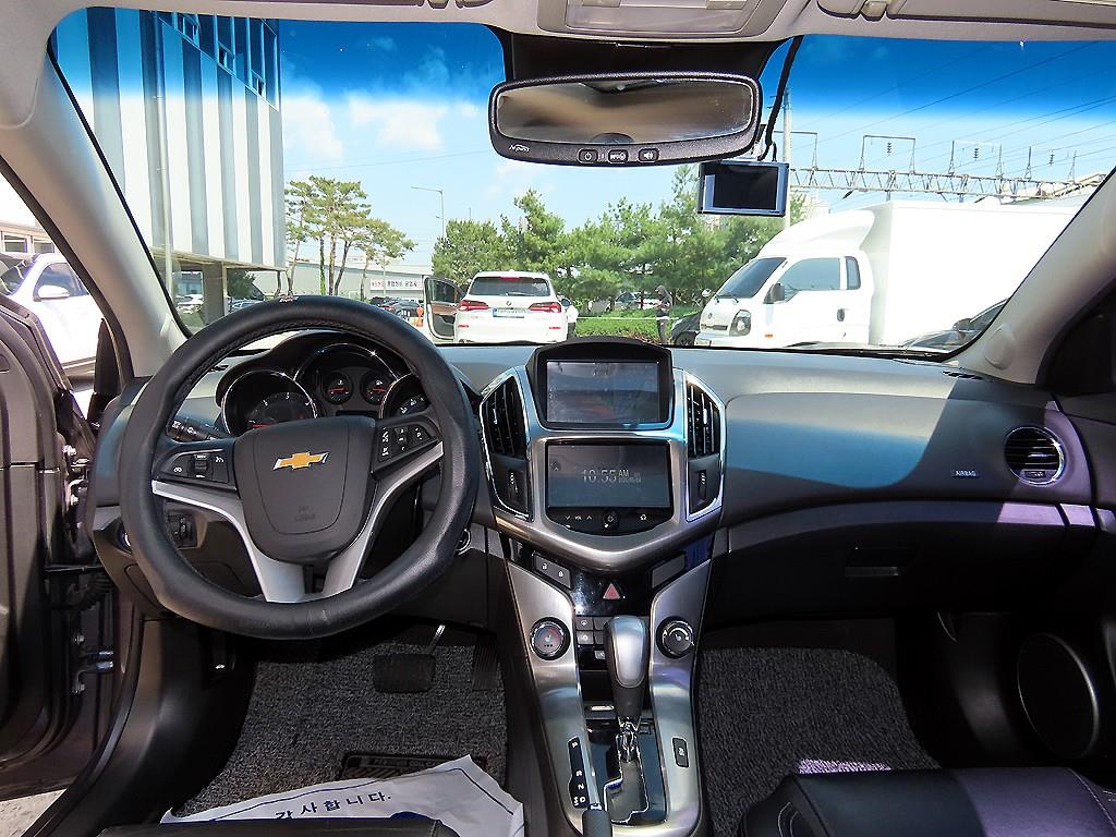 Chevrolet Cruise - Vista 7