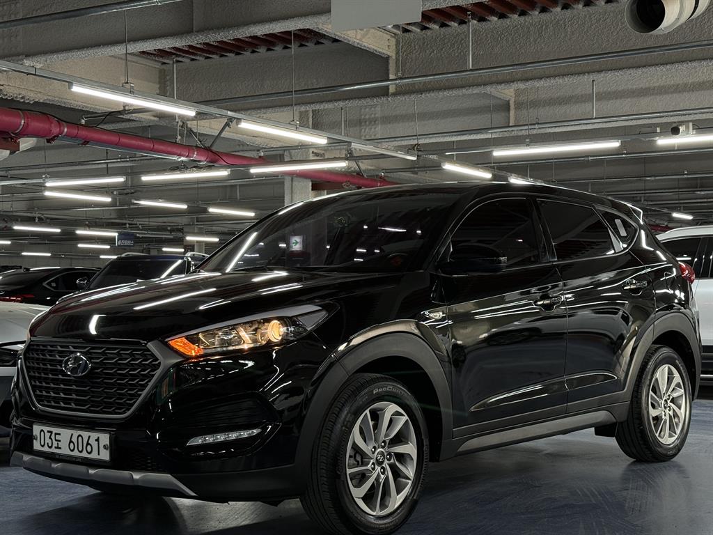 HYUNDAI Tucson 2018 Negro - Importación desde Corea - HF Imports Iquique - Foto 1