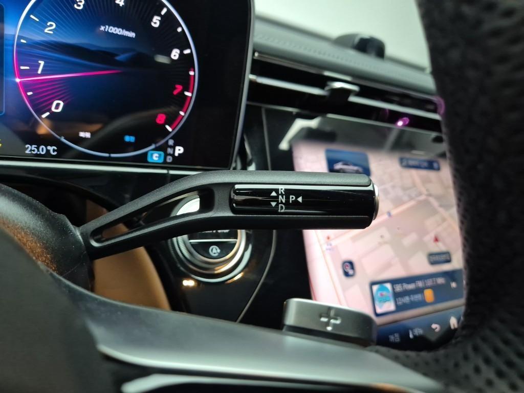 Mercedes Benz E class - Vista 10