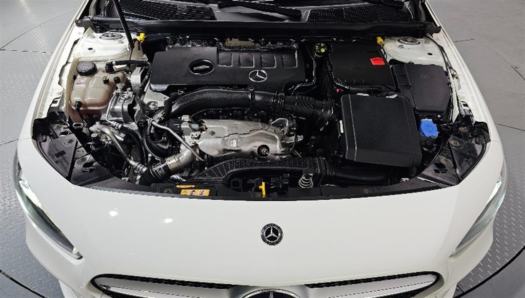Mercedes Benz A Class - Vista 9
