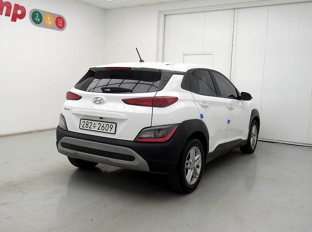 HYUNDAI Kona - Vista 4