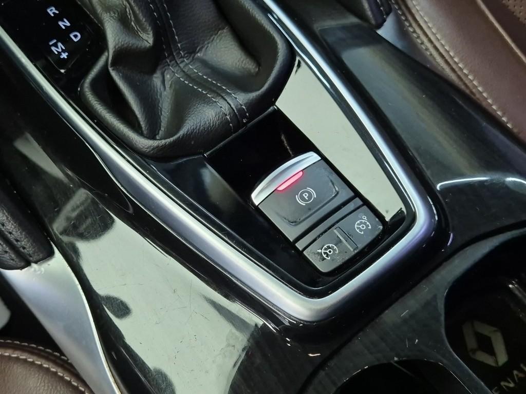 SAMSUNG QM6 - Vista 11