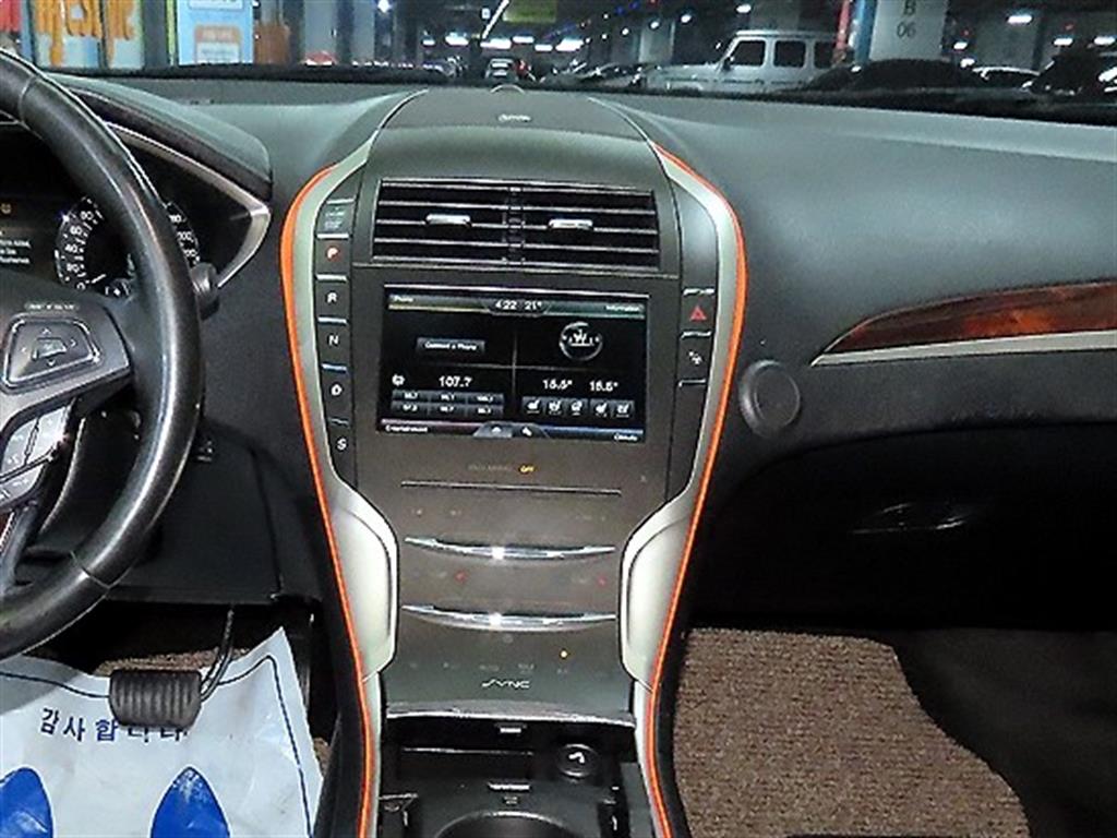 Lincoln MKZ - Vista 11