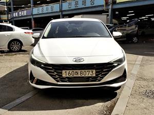 HYUNDAI Avante - Vista 2