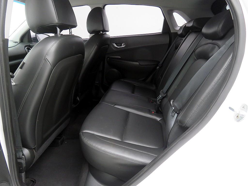 HYUNDAI Kona - Vista 8