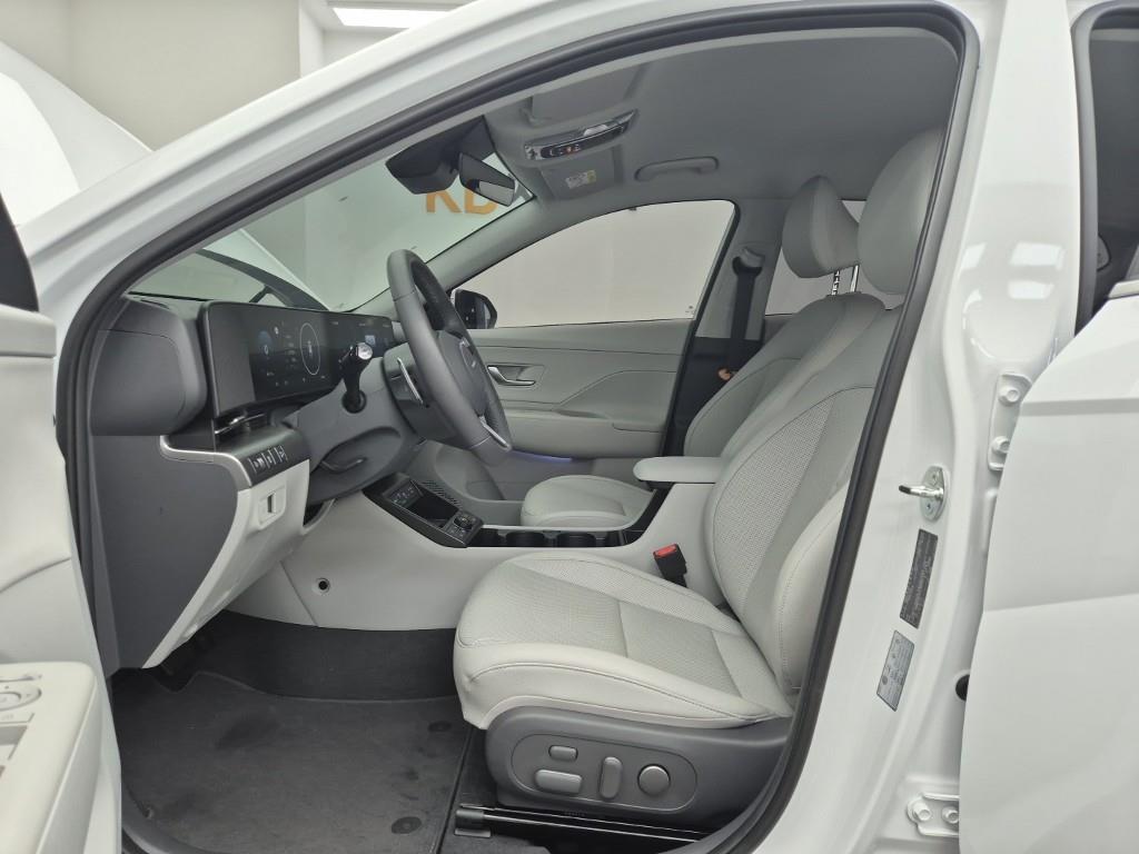 HYUNDAI Kona - Vista 11