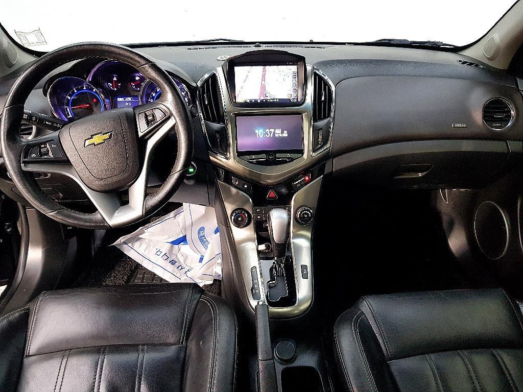 Chevrolet Cruise - Vista 5