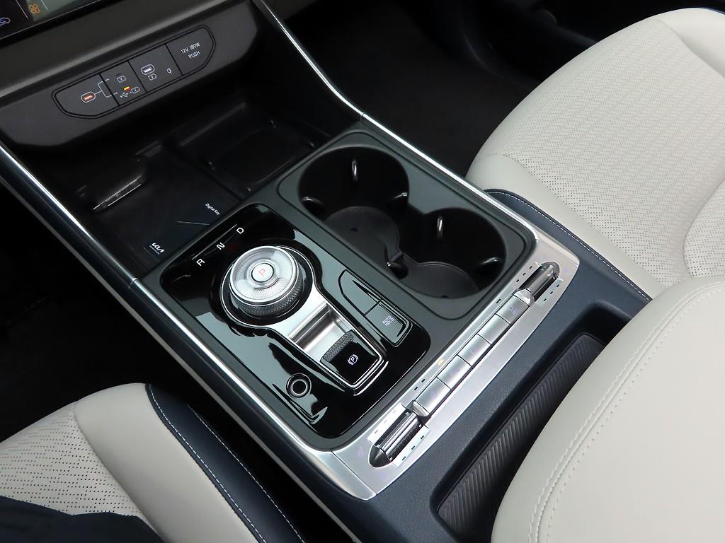 KIA Carnival - Vista 10