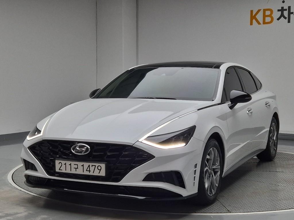 HYUNDAI Sonata - Vista 2