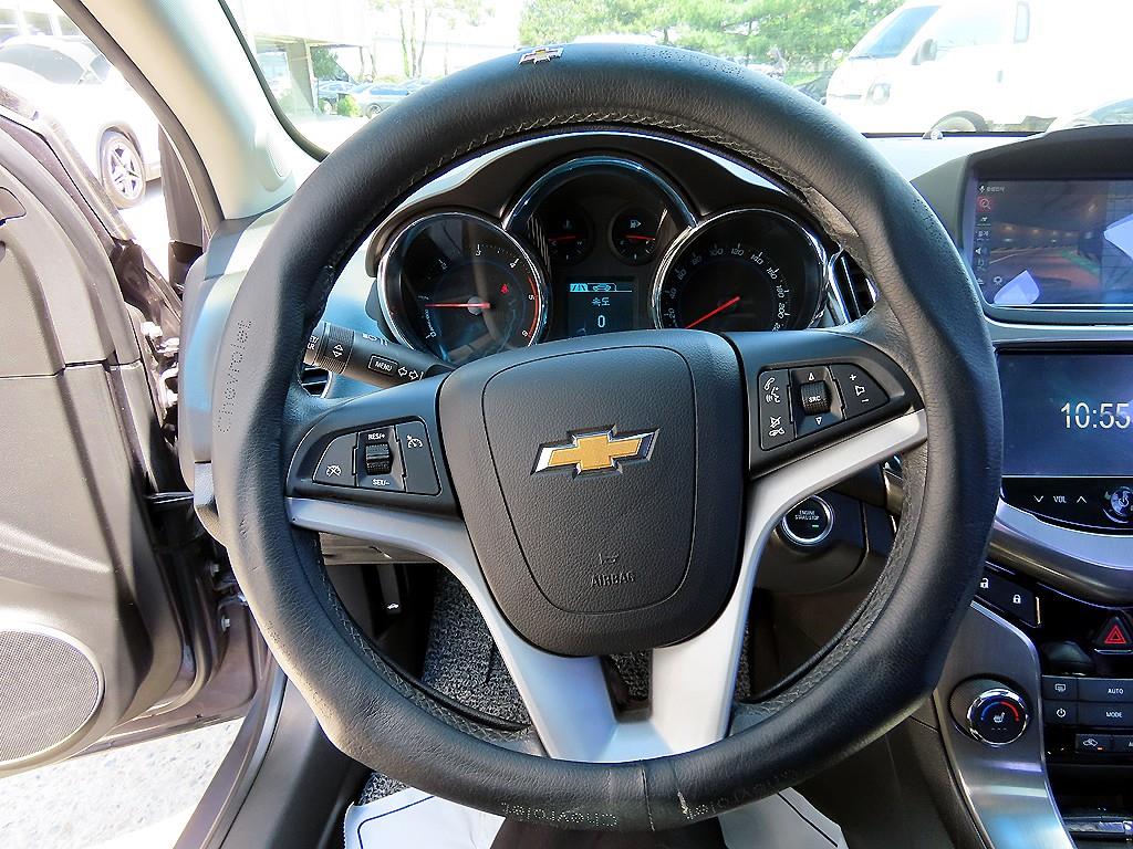 Chevrolet Cruise - Vista 8