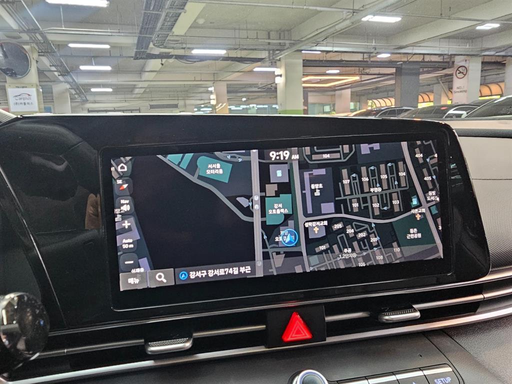 HYUNDAI Avante - Vista 5