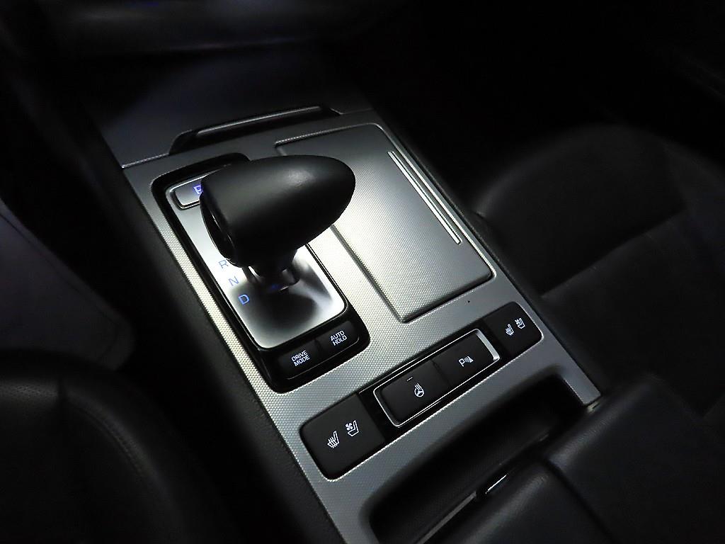Genesis G80 - Vista 12