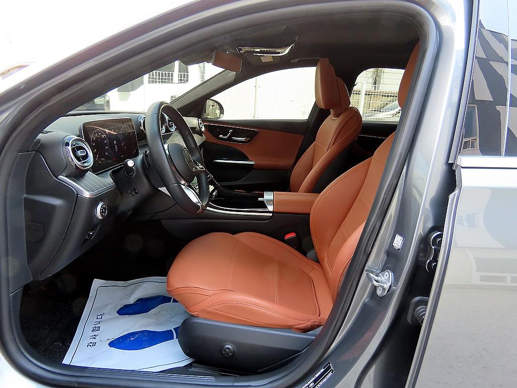 Mercedes Benz C Class - Vista 5