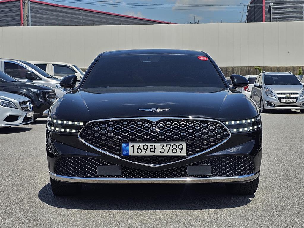 Genesis G90 - Vista 2