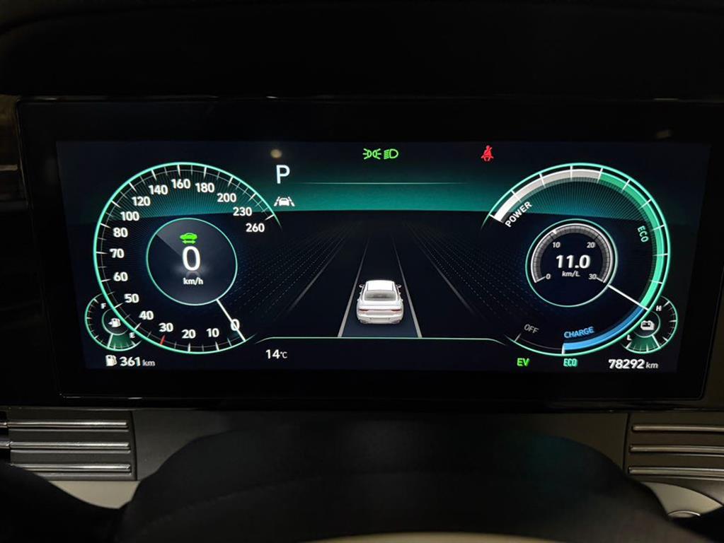 HYUNDAI Grandeur - Vista 9