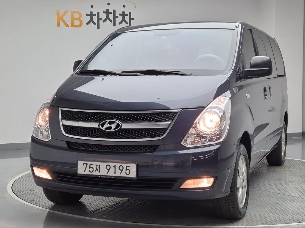 HYUNDAI Starex 2015 Azul - Importación desde Corea - HF Imports Iquique - Foto 1