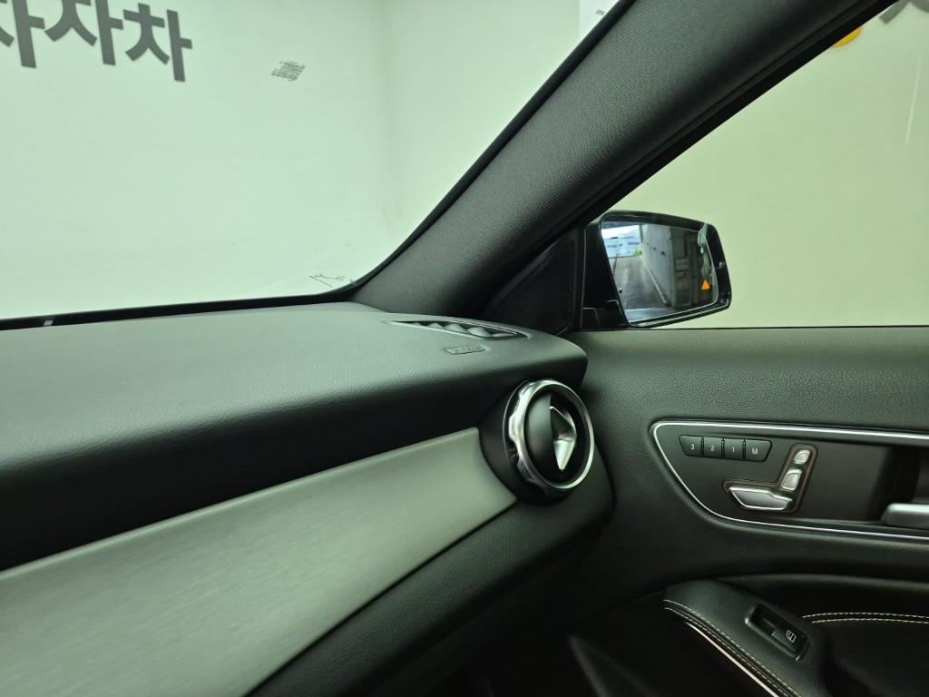 Mercedes Benz GLA Class 2019 Negro - Importación desde Corea - HF Imports Iquique - Foto 18