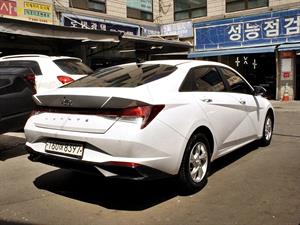 HYUNDAI Avante - Vista 7