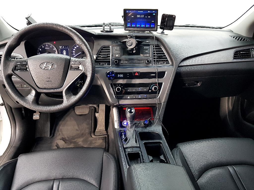 HYUNDAI Sonata - Vista 5