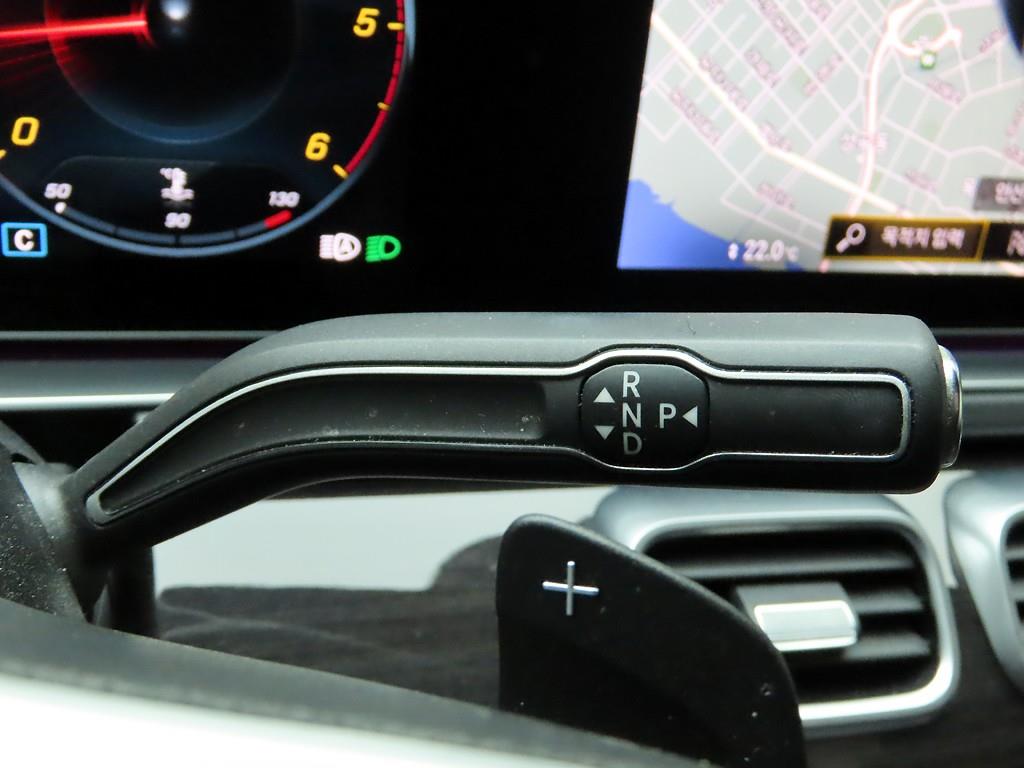 Mercedes Benz GLE Class - Vista 9