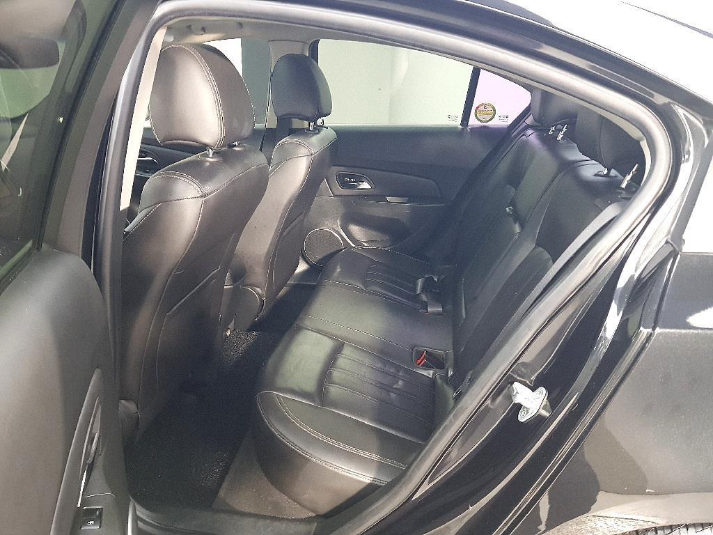 Chevrolet Cruise - Vista 9