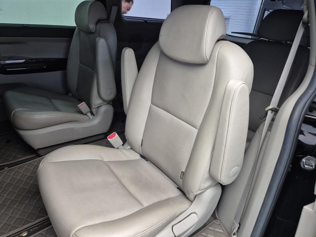 KIA Carnival 2016 Negro - Importación desde Corea - HF Imports Iquique - Foto 13
