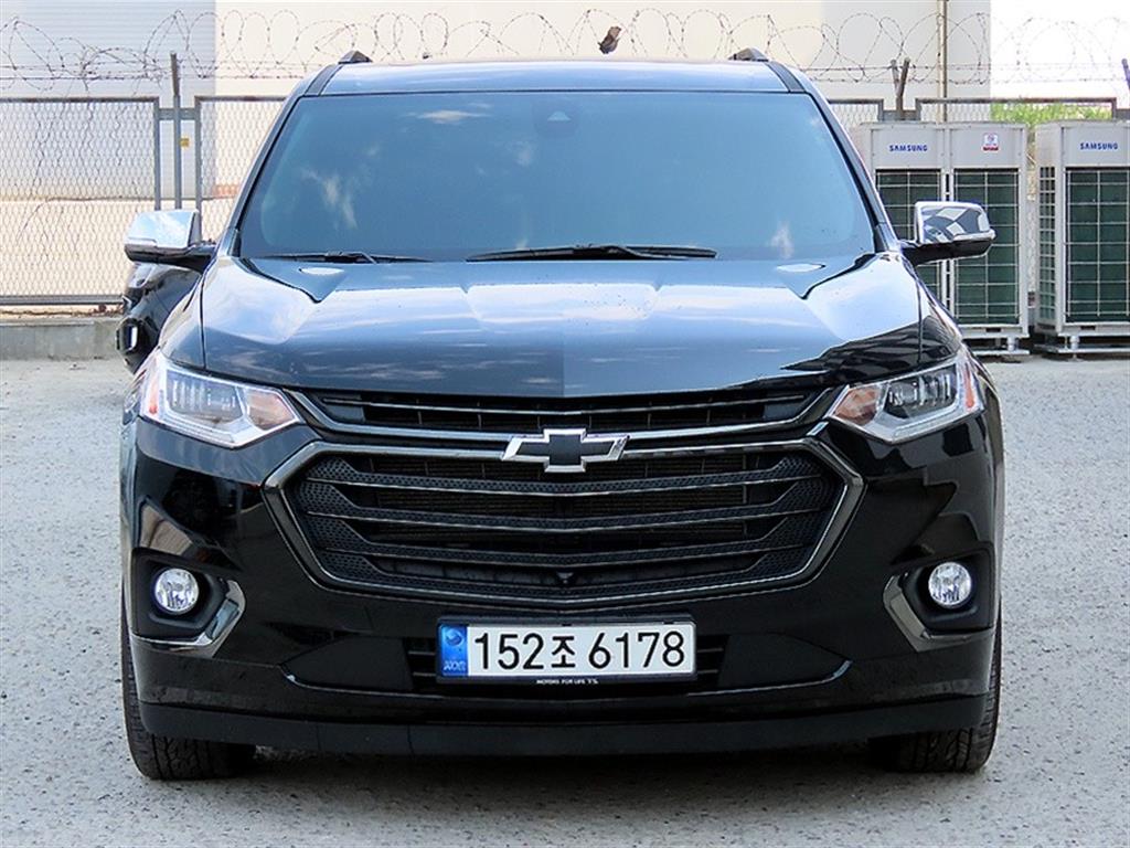 Chevrolet Travers - Vista 2