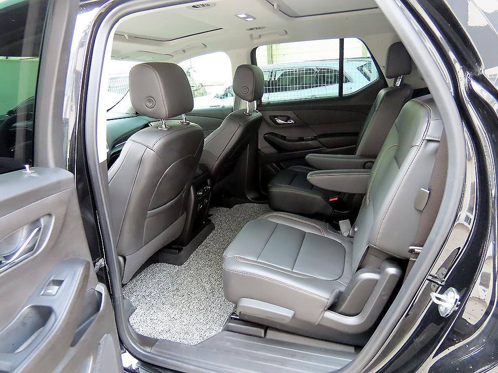 Chevrolet Travers - Vista 6