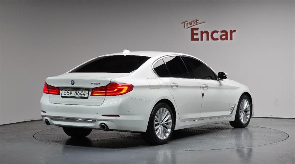 BMW 5 Series - Vista 2
