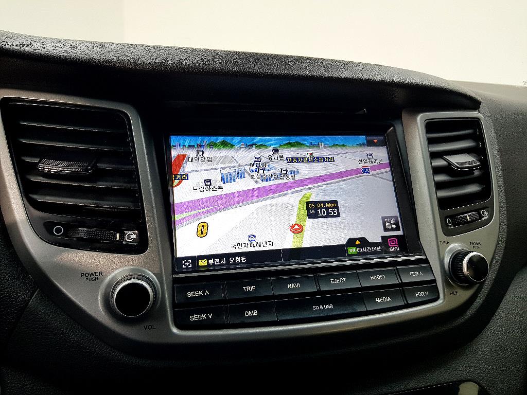 HYUNDAI Tucson 2017 Blanco - Importación desde Corea - HF Imports Iquique - Foto 13