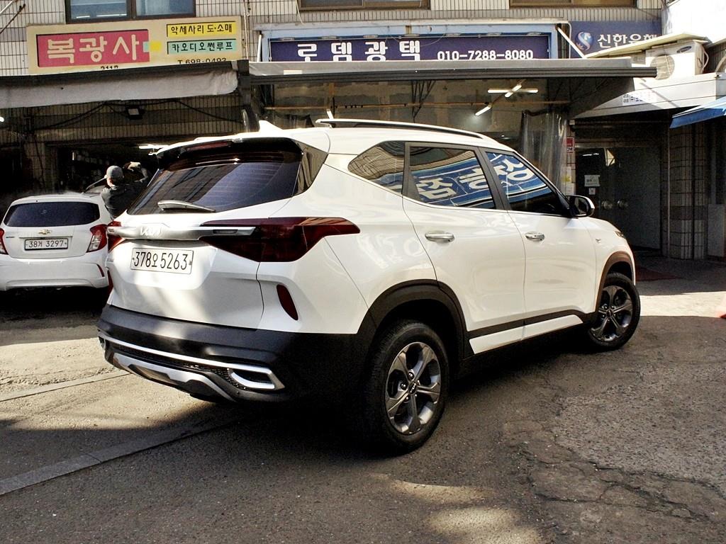 KIA Seltos - Vista 7