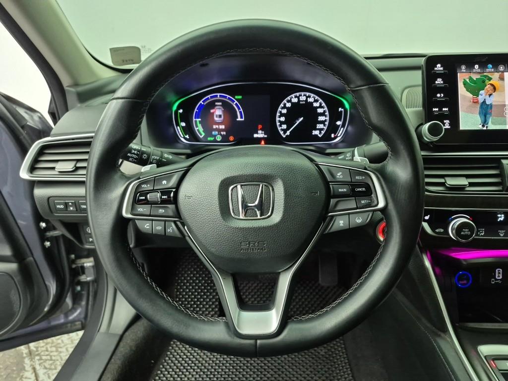 Honda Accord - Vista 9