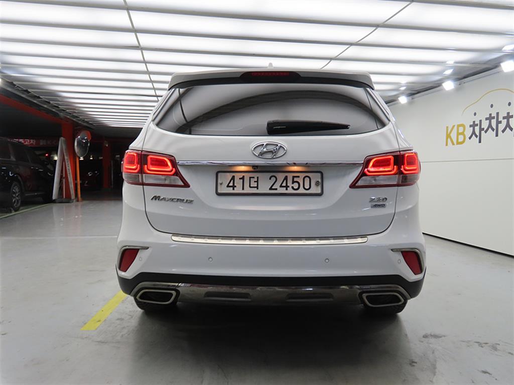 HYUNDAI Maxcruz - Vista 3